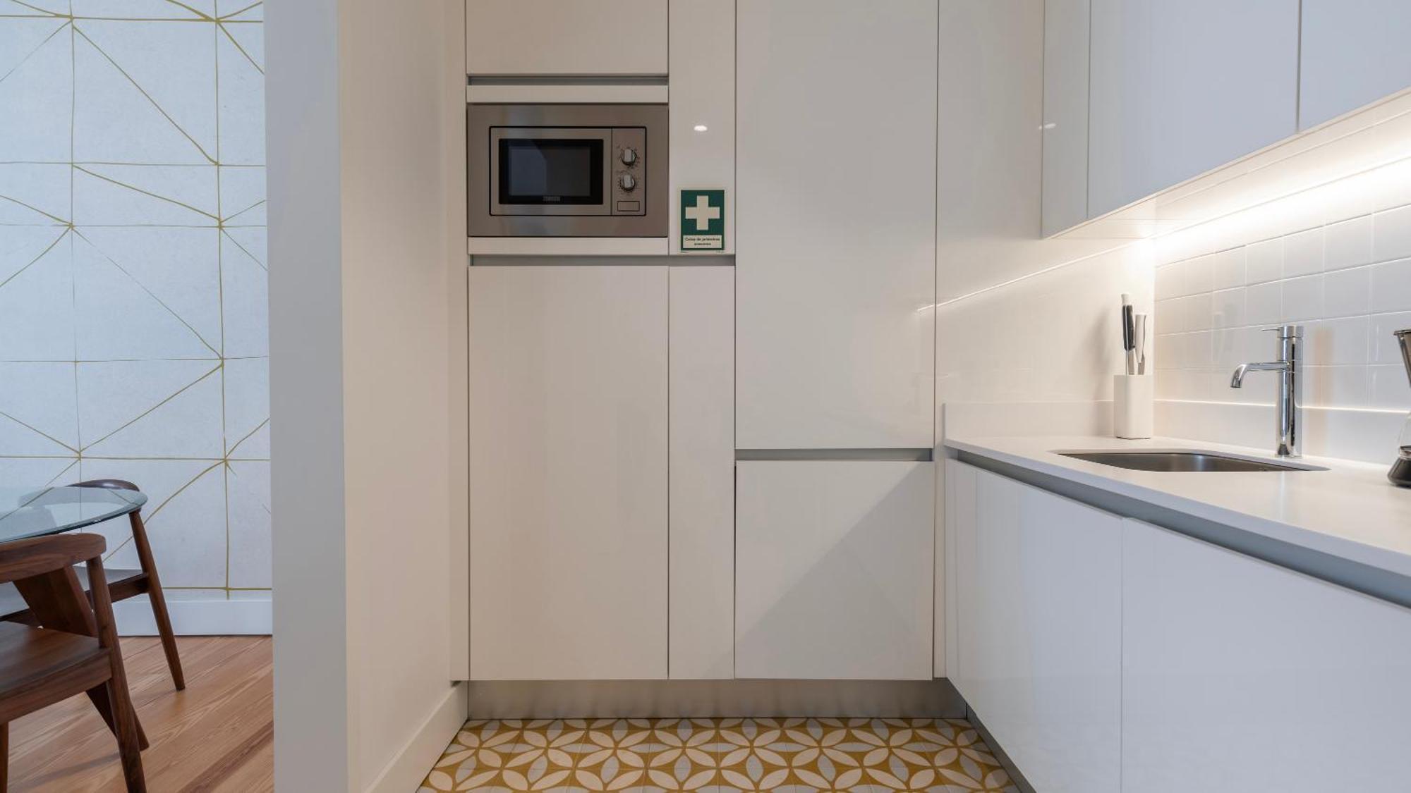 Downtown Sleek Apartment By Lovelystay Lisbon Exterior photo